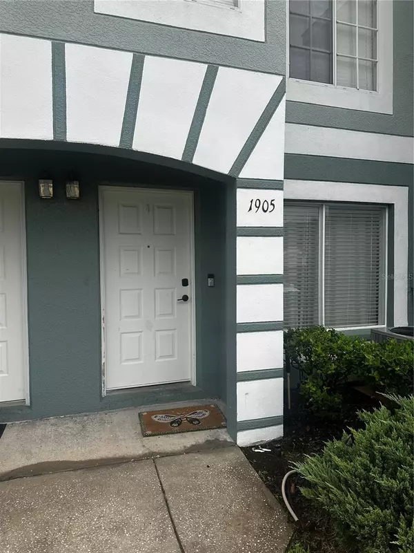 1905 FLUORSHIRE DR, Brandon, FL 33511