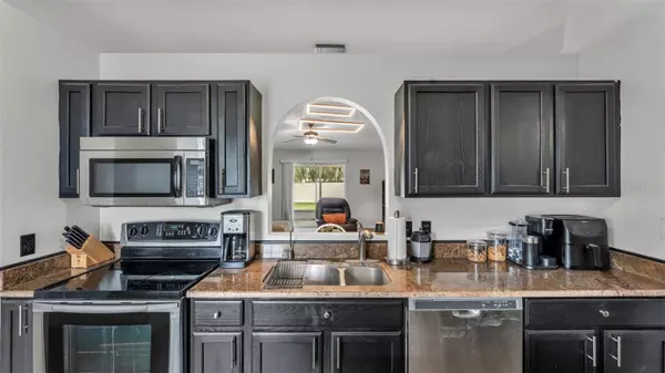 Lakeland, FL 33810,1429 COUNTRY CHASE DR