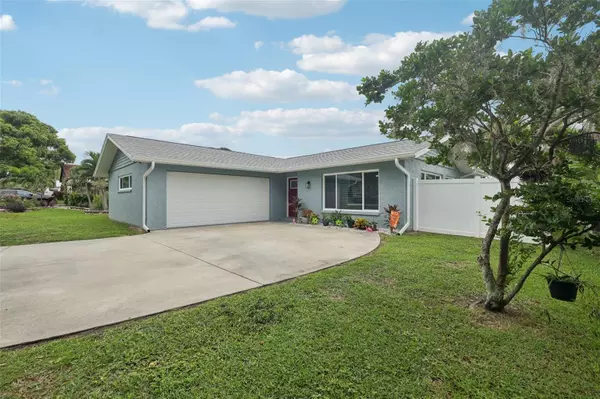 Tarpon Springs, FL 34689,1004 PENINSULA AVE
