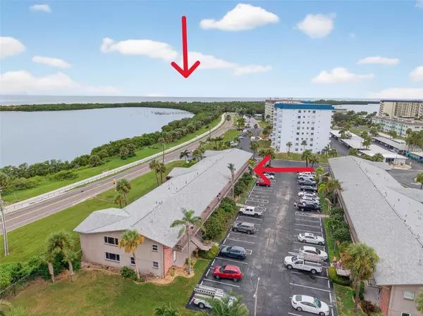 Dunedin, FL 34698,2 CAUSEWAY BLVD #101