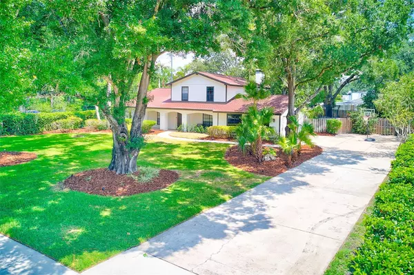 Tampa, FL 33618,4509 OLD ORCHARD DR