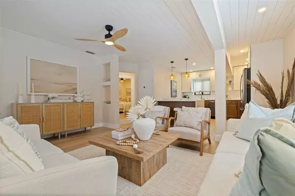 Redington Shores, FL 33708,113 176TH AVE W