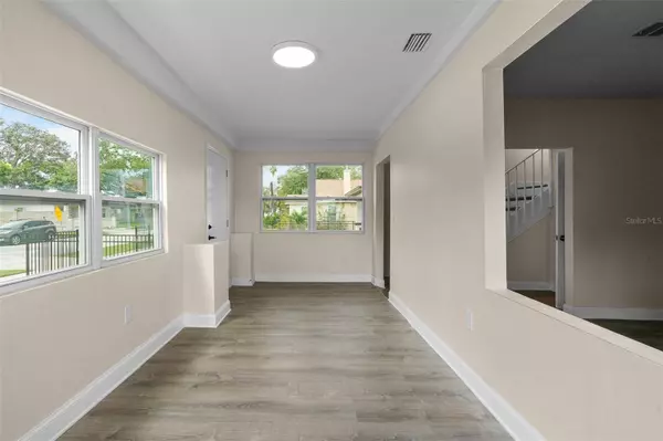 St Petersburg, FL 33712,1739 19TH AVE S