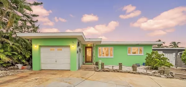 Redington Shores, FL 33708,17714 LONG POINT DR