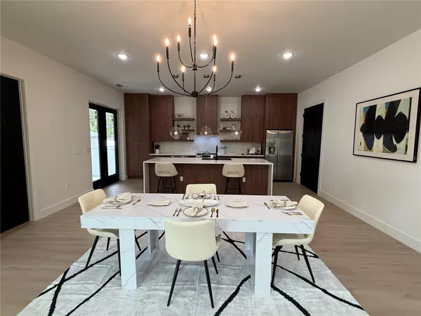 Tampa, FL 33611,4316 WALLACE CIR