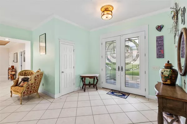 Temple Terrace, FL 33617,11403 W QUEENSWAY DR
