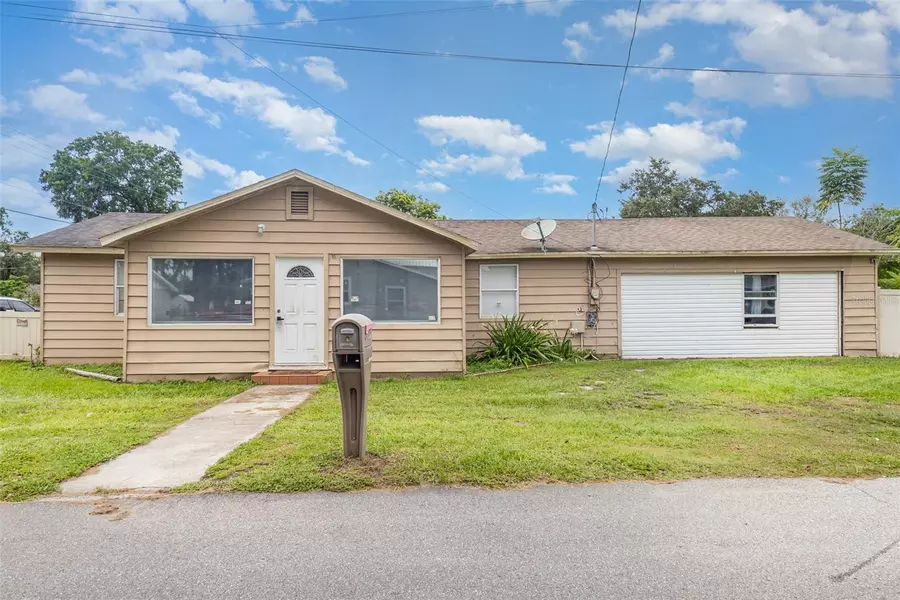 211 NW 8TH ST, Mulberry, FL 33860