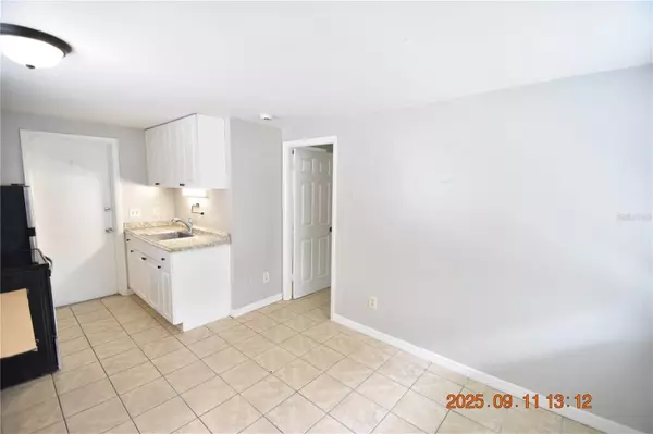Dunedin, FL 34698,403 MILWAUKEE AVE #403