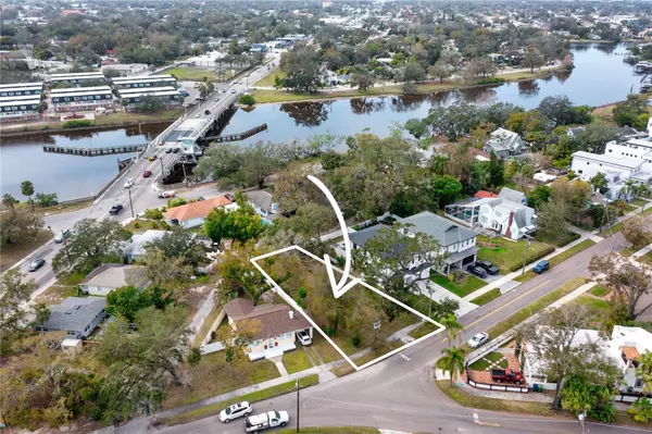 Tampa, FL 33602,2608 N RIDGEWOOD AVE