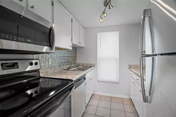 Tampa, FL 33617,5112 TEMPLE HEIGHTS RD #B