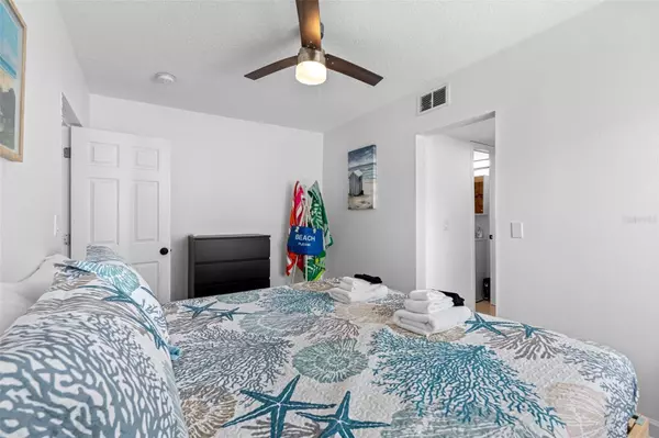 Madeira Beach, FL 33708,13426 GULF BLVD