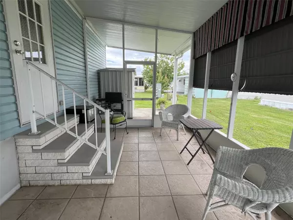 Largo, FL 33778,11300 124TH AVE #84