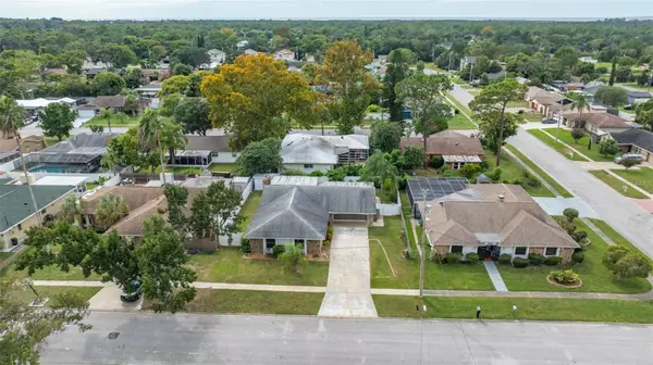 16201 TREE LINE DR, Hudson, FL 34667