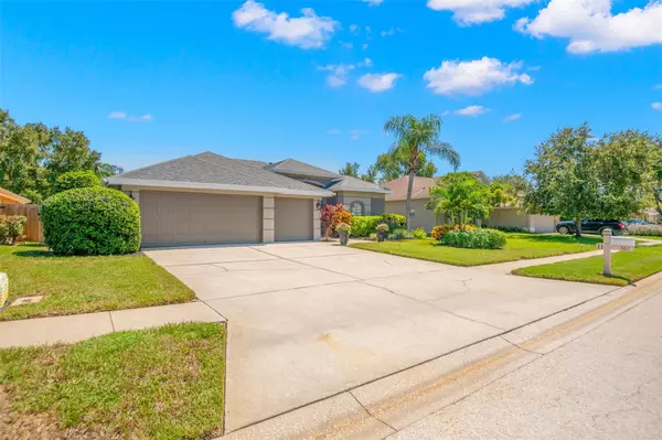 Tarpon Springs, FL 34688,387 BRIDLE PATH WAY