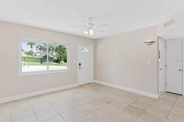 Indian Rocks Beach, FL 33785,211 20TH AVE #A