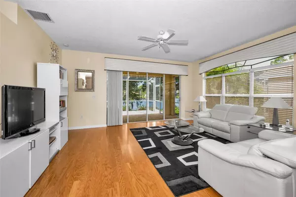 Oldsmar, FL 34677,4886 WESTCHESTER CT