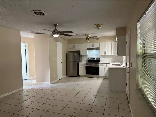 St Petersburg, FL 33702,135 NE MADISON CIR N #4