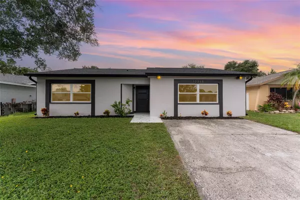 12368 70TH ST, Largo, FL 33773