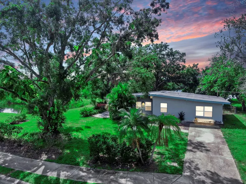 206 DUNKIRK RD, Oldsmar, FL 34677