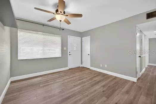 Tampa, FL 33612,806 W 114TH AVE