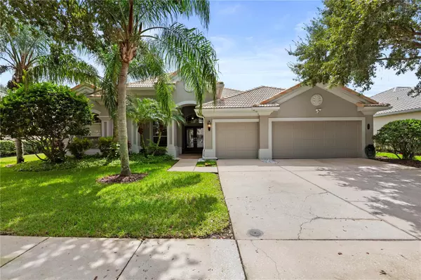 10209 WATERSIDE OAKS DR, Tampa, FL 33647