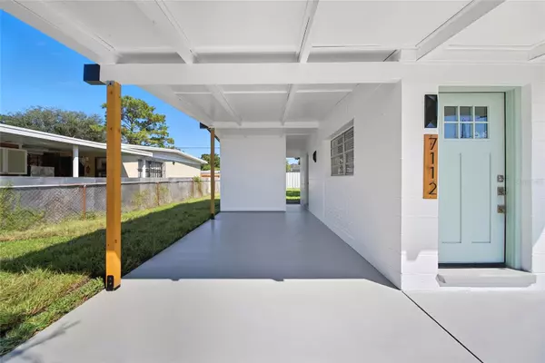 Tampa, FL 33619,7112 ROBINDALE RD