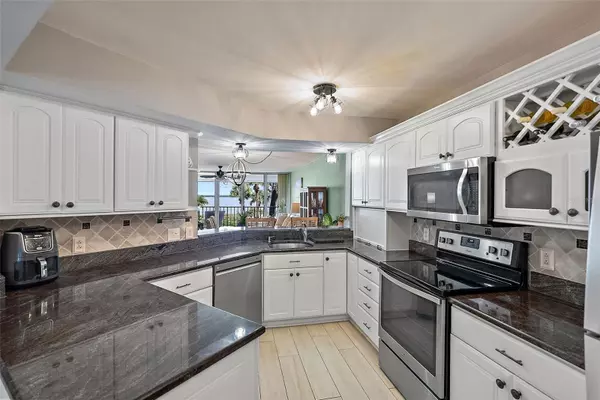 St Petersburg, FL 33715,5151 ISLA KEY BLVD S #223