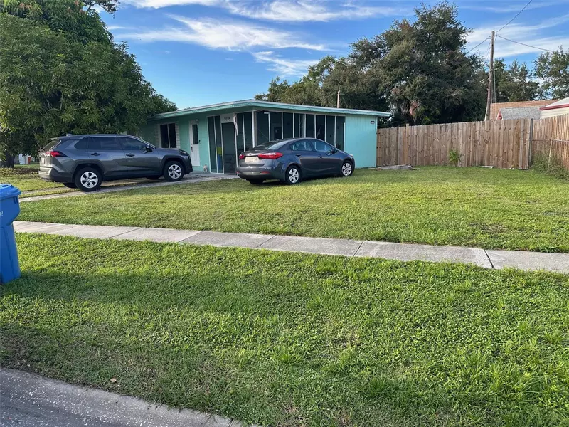 9195 ENCHANTMENT DR, Largo, FL 33773