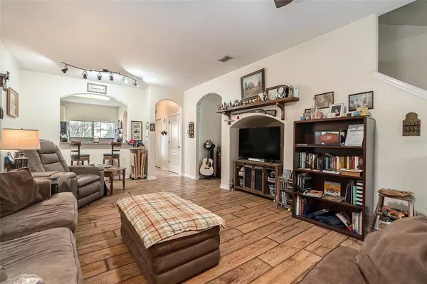 Wesley Chapel, FL 33543,1144 SLEEPY OAK DR