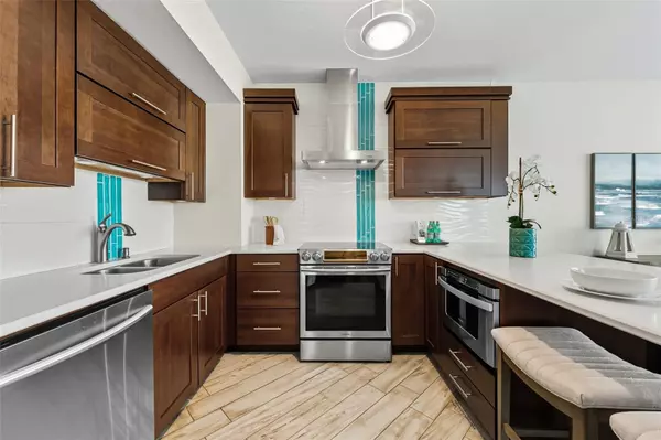 Clearwater Beach, FL 33767,1540 GULF BLVD #1805