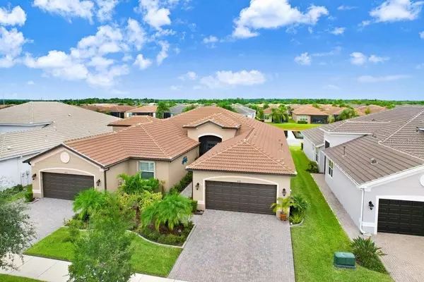Wimauma, FL 33598,4749 AVILA LAKES DR