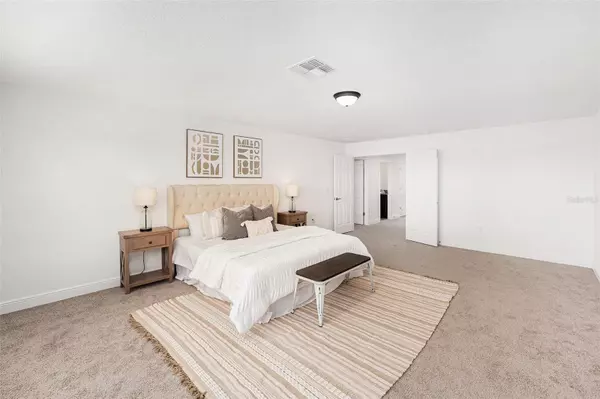 Wesley Chapel, FL 33545,7815 BRONZE OAK DR