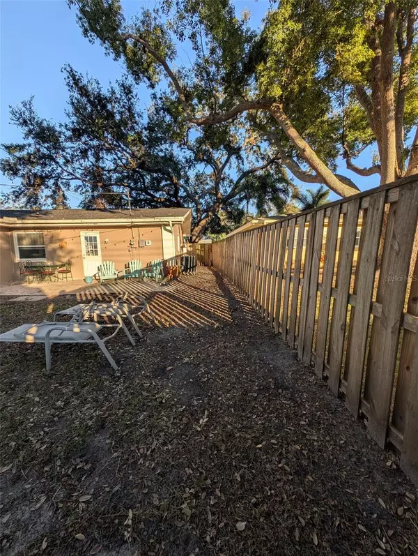 Dunedin, FL 34698,1460 RUTH RD