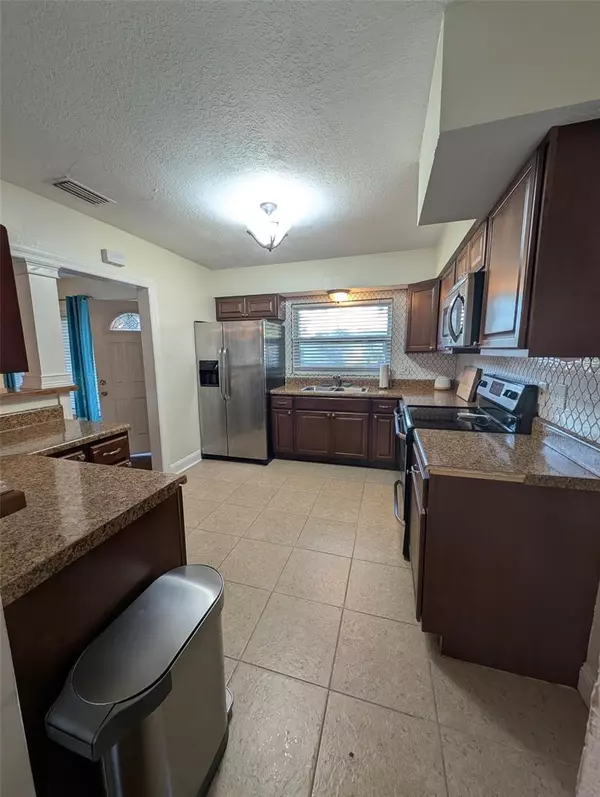 Dunedin, FL 34698,1460 RUTH RD