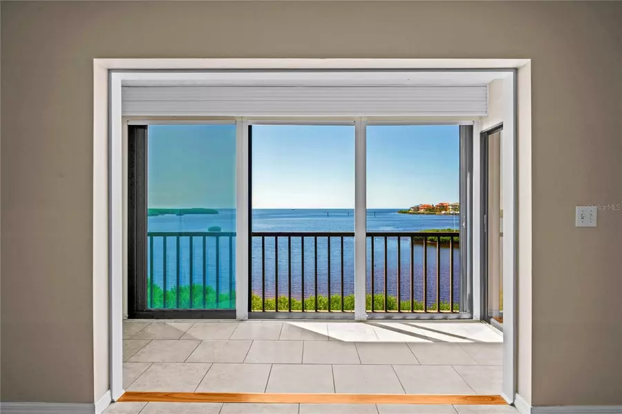 8251 BRENT ST #922, Port Richey, FL 34668