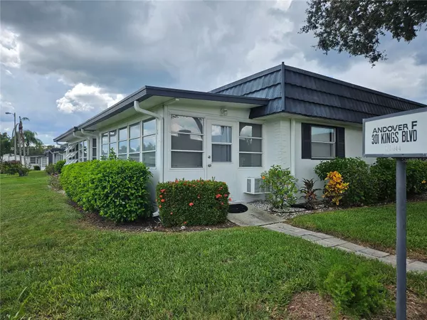 Sun City Center, FL 33573,301 KINGS BLVD #132