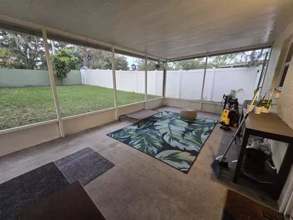 Brandon, FL 33510,1615 CROSSRIDGE DR