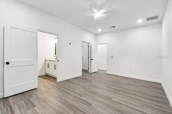 Lutz, FL 33559,14771 N 30TH ST