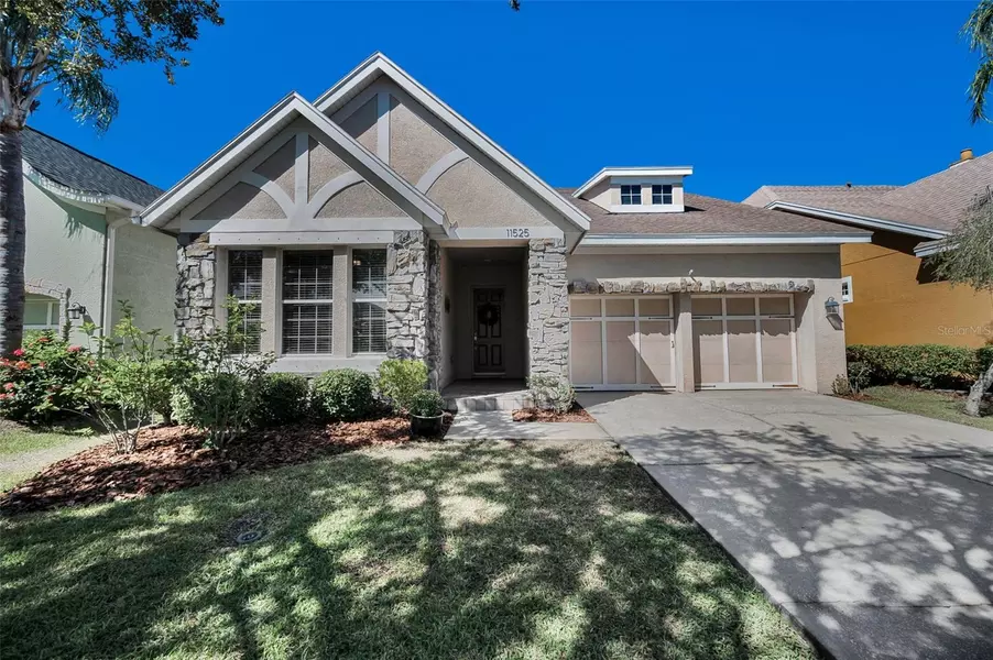 11525 MERIDIAN POINT DR, Tampa, FL 33626