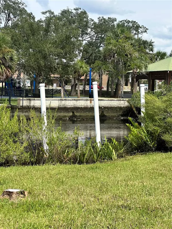 New Port Richey, FL 34652,5649 TIDALWAVE DR