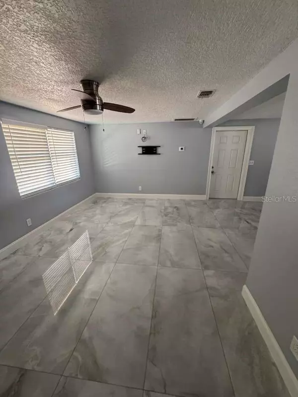 Holiday, FL 34690,4841 BRIAR HILL CT