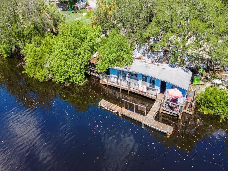 1761 BECKETT WAY, Tarpon Springs, FL 34689