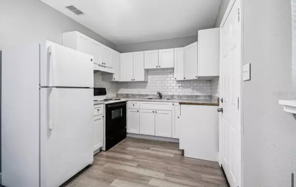 Plant City, FL 33563,803 W WARREN ST