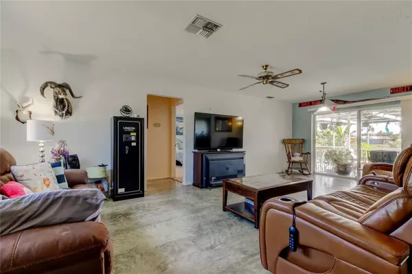 Port Richey, FL 34668,8520 NEWTON DR