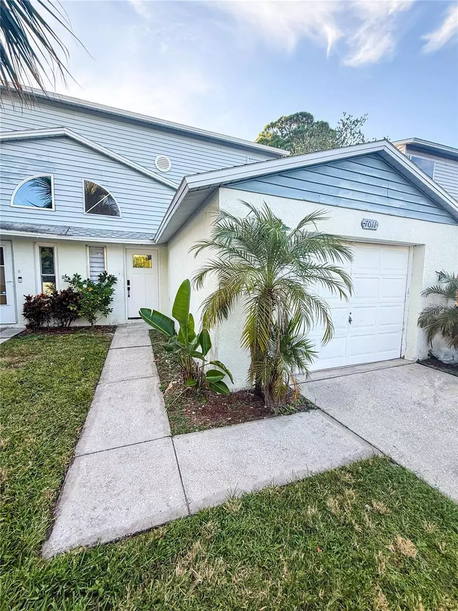 New Port Richey, FL 34652,7011 OAKWOOD DR
