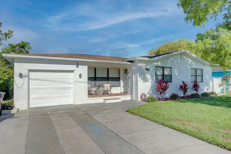 905 S BETTY LN, Clearwater, FL 33756