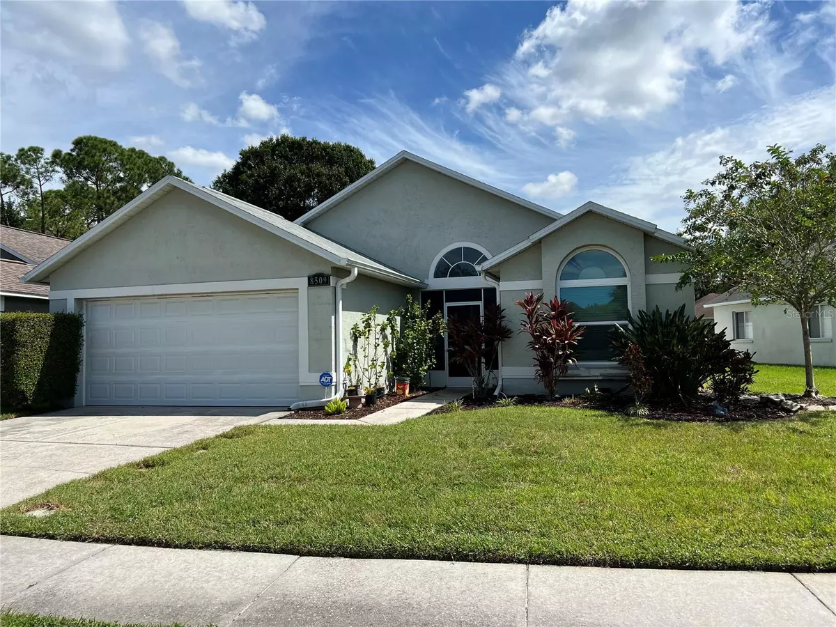 Tampa, FL 33635,8509 BELLA WAY