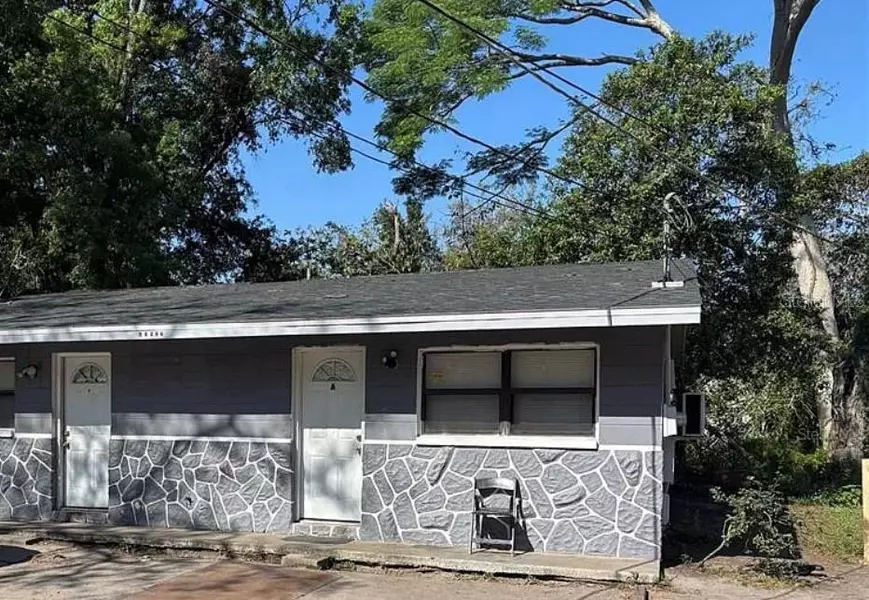 10022 N LANTANA AVE #B, Tampa, FL 33612