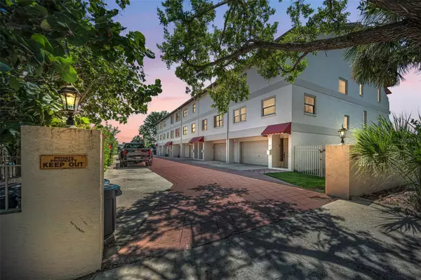 St Petersburg, FL 33706,678 76TH AVE #5