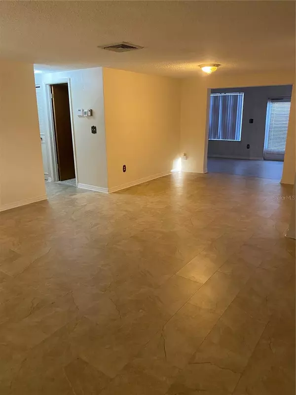 Port Richey, FL 34668,8948 SAINT REGIS LN